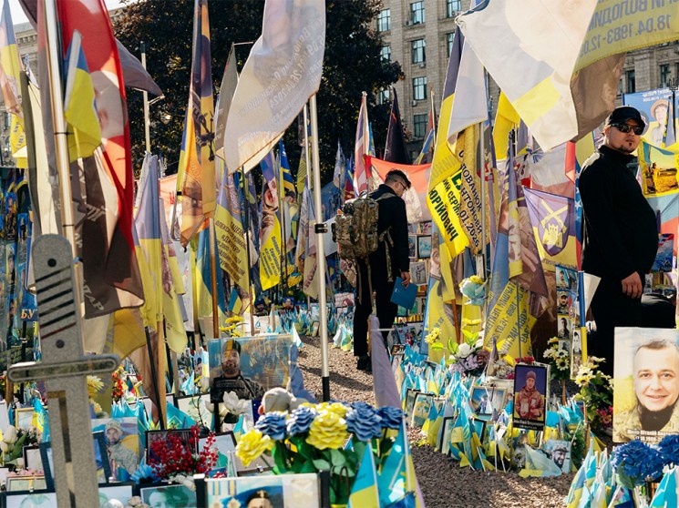 Stories from the Ukraine war and 25 years since the grounding of Swissair