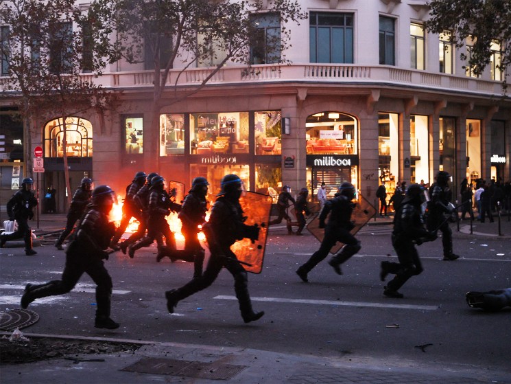 Ablaze with more protests: France is in a vicious cycle that the state struggles to break