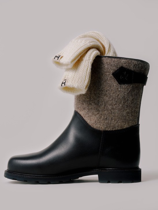 Ludwig Reiter black leather and gray wool boots with cream ribbed socks by Heimat.
