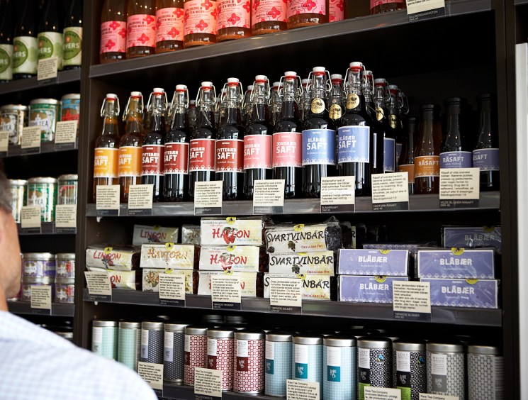 Teas and juices at Meyers Deli