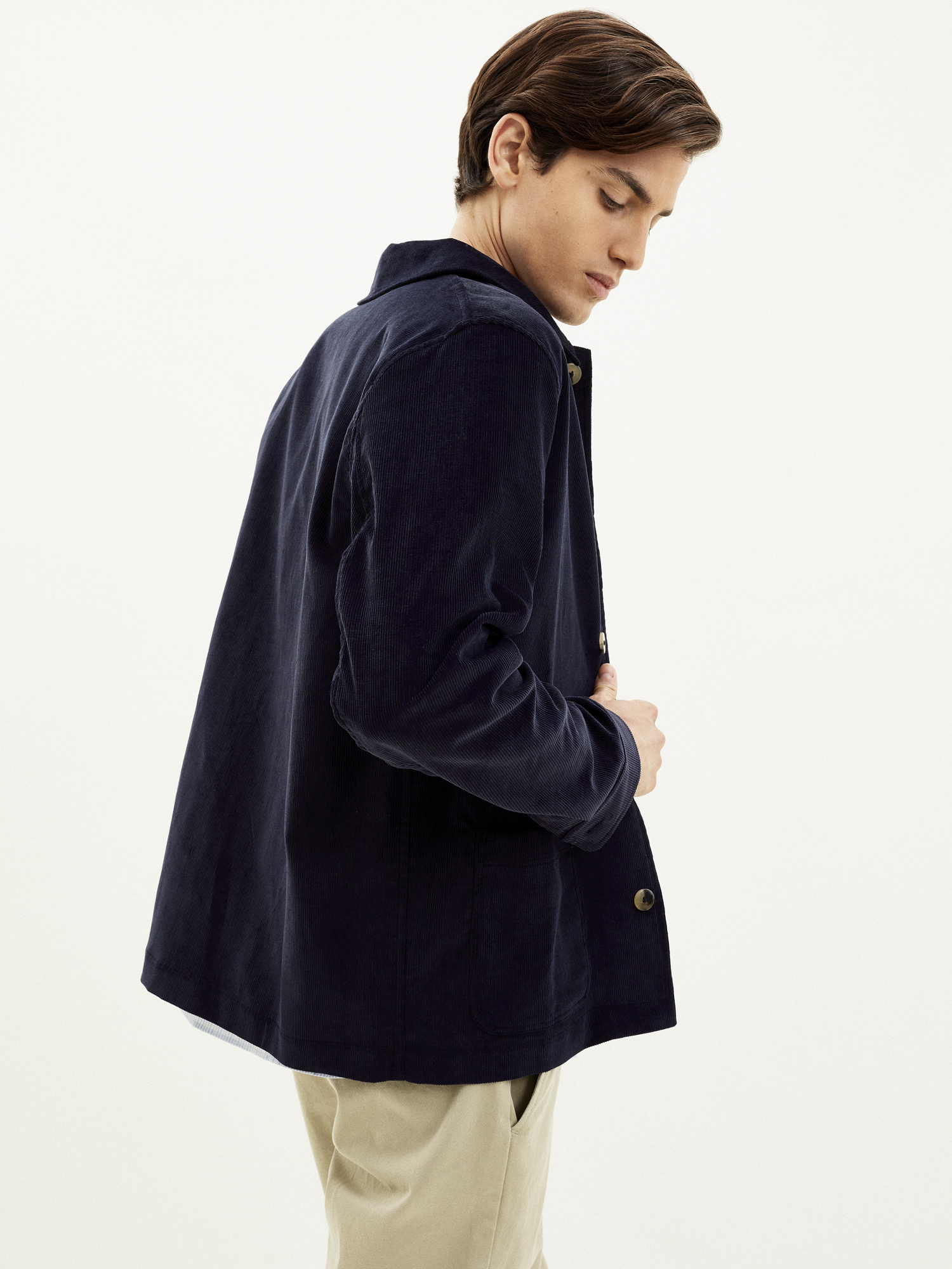 Monocle Shop: Premium Clothes & Accessories Collection