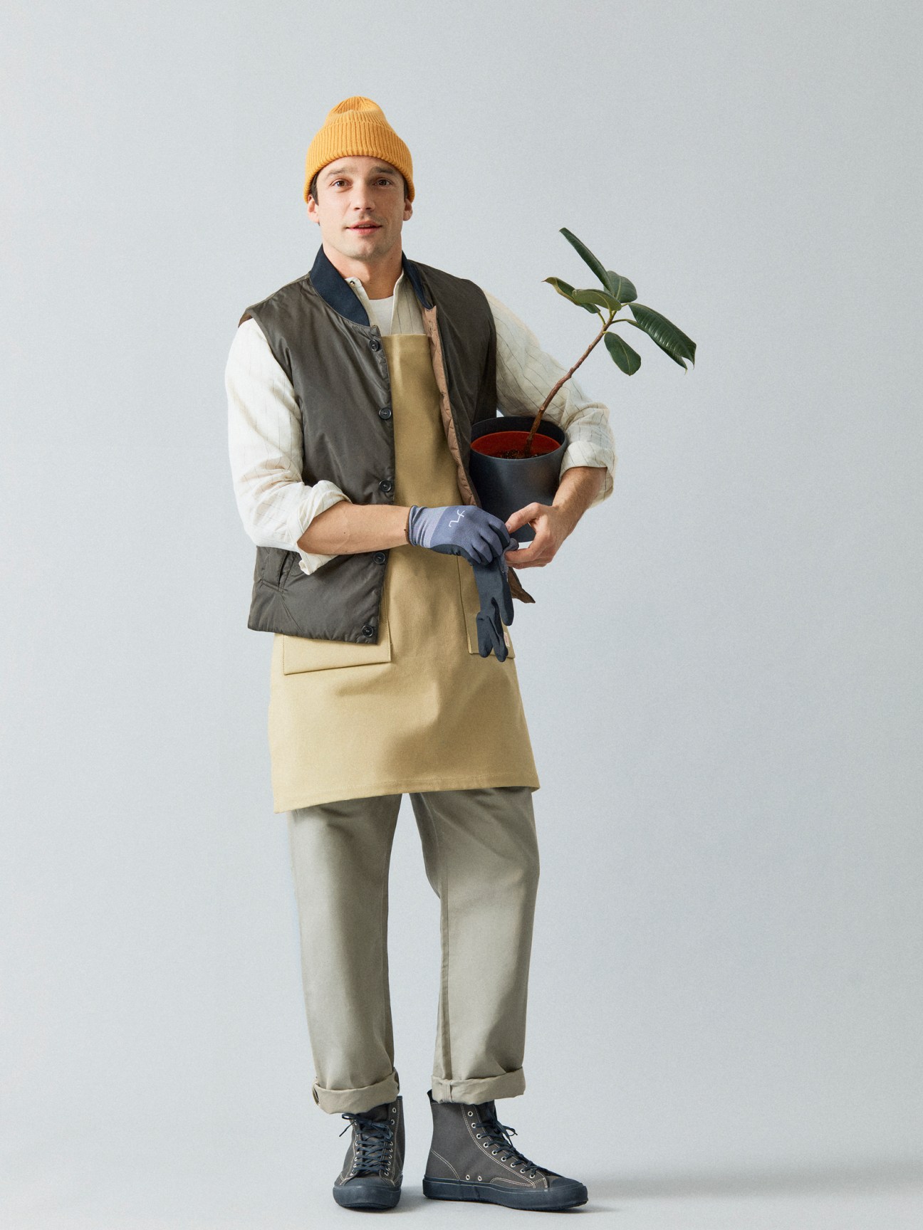 20240126_monocle_mens-fashion_shot_07_065.jpg