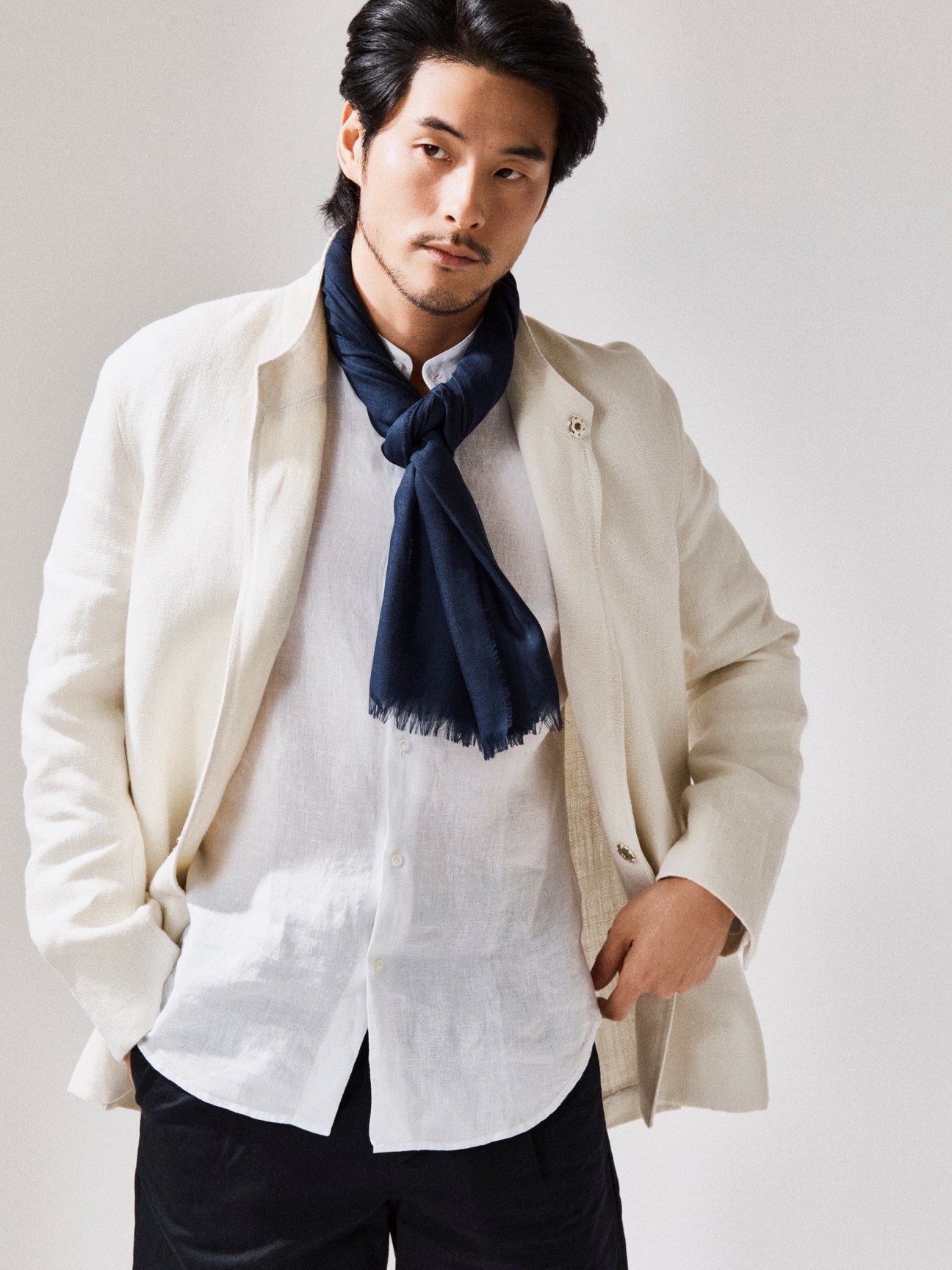 Refined summer fashion