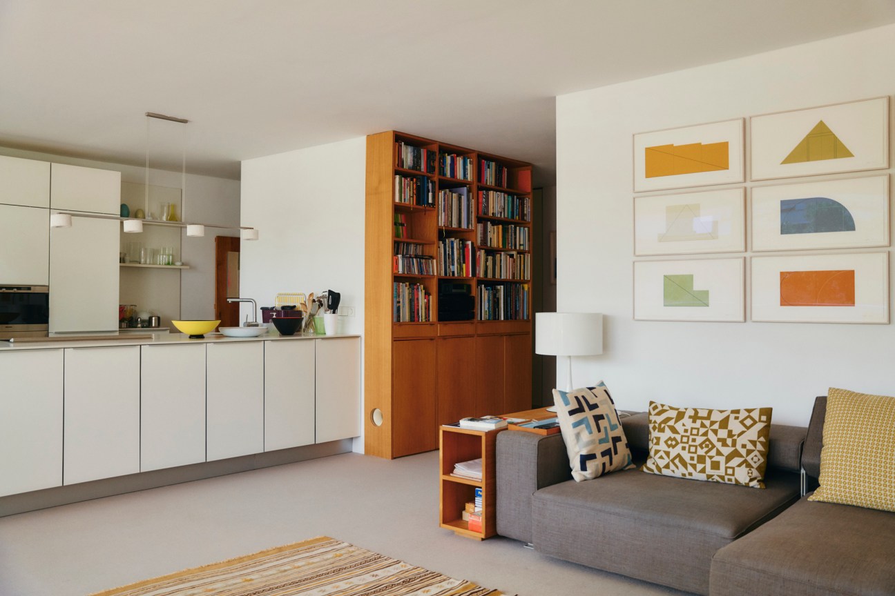 Living room lounge in Dieter Lang's apartment