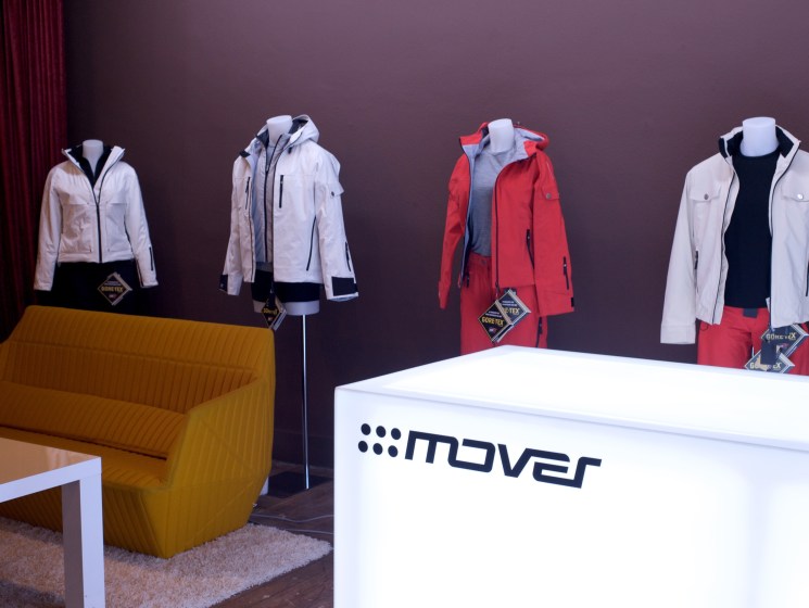Mover and shaker
