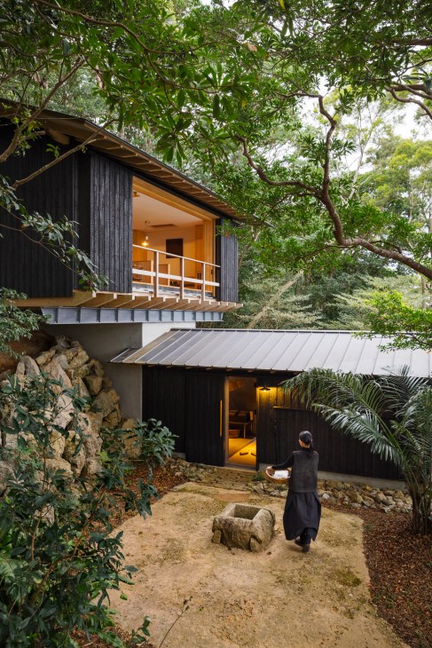 Main bedroom designed to float in the forest canopy