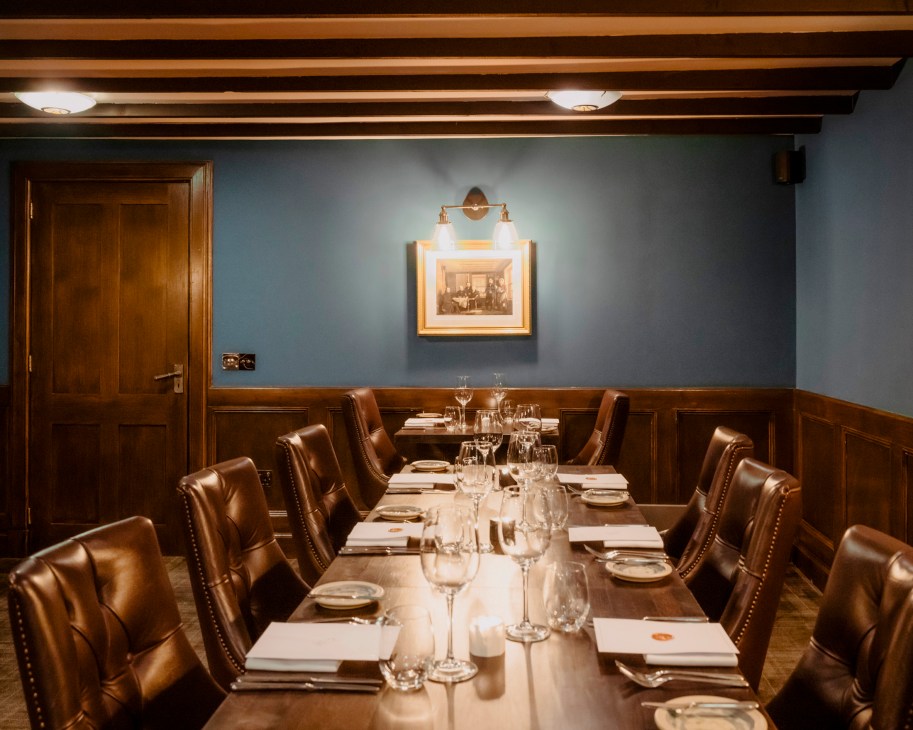 Dining room at Edinbane Lodge