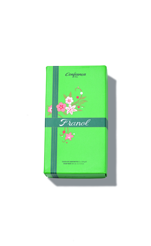 Green package of Confiança Portuguese soap with floral design and grey band.