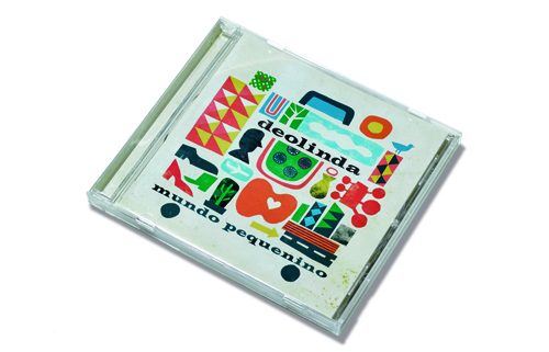 CD album by Portuguese band Deolinda with colorful geometric design on case