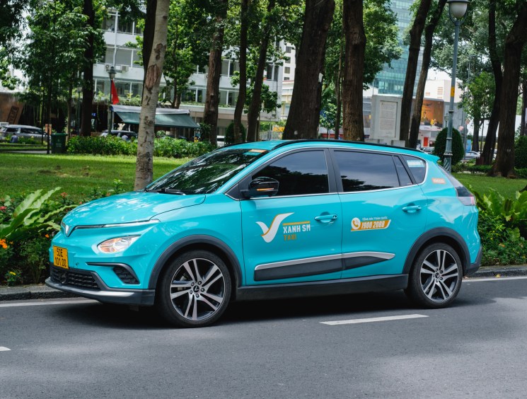 Vinfast electric taxi