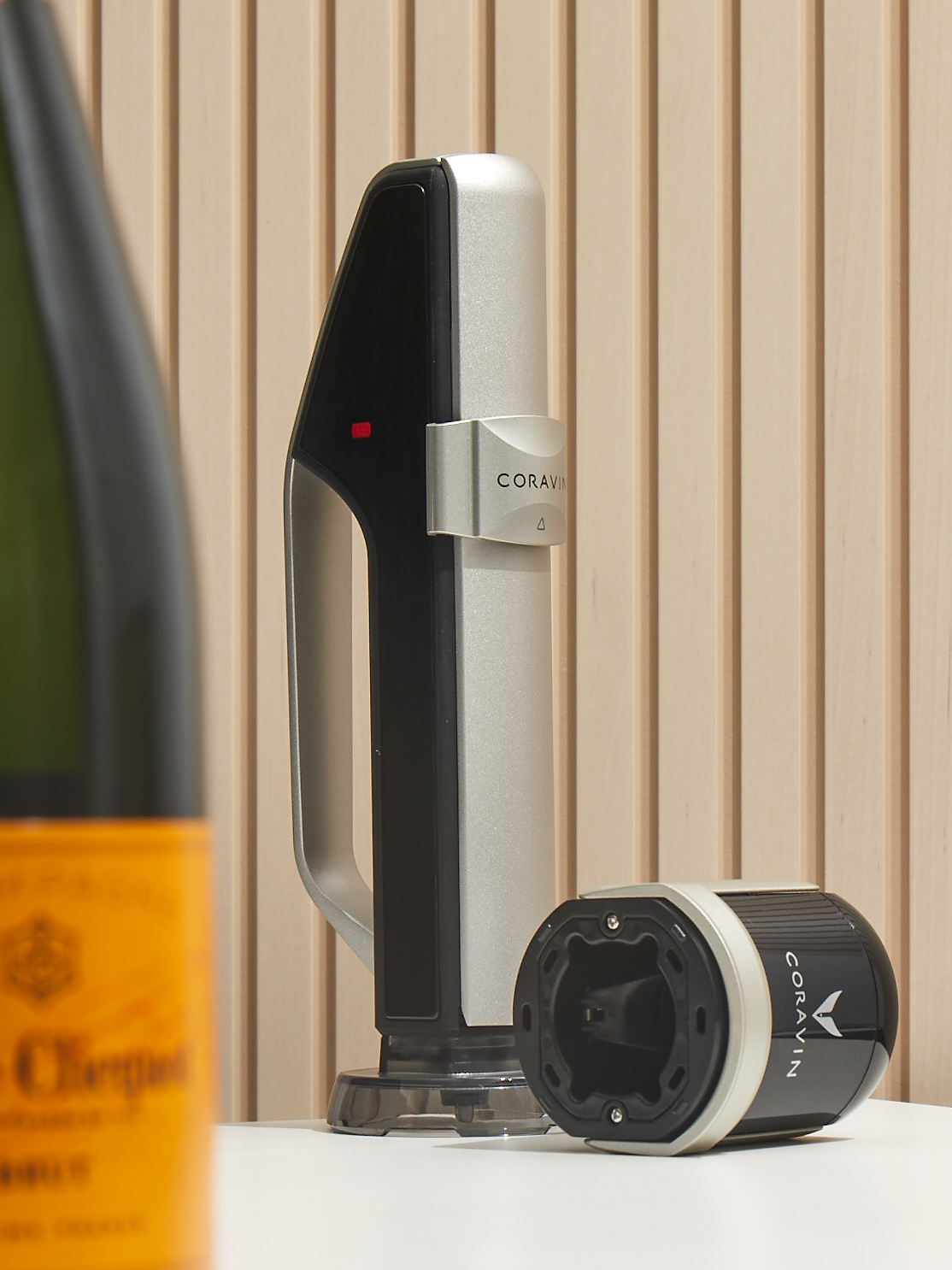 Coravin Sparkling Wine Preservation System with bottle stopper and CO2 charger