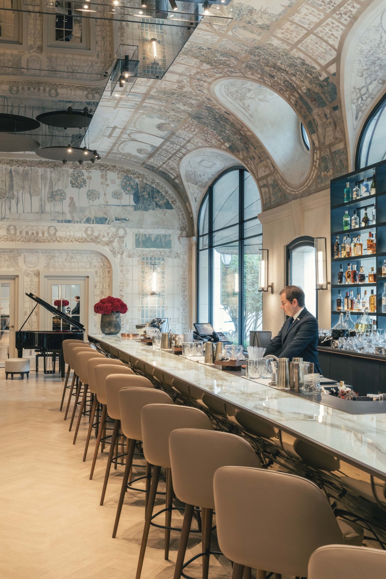 Luxurious marble bar counter at Hôtel Lutetia with refined finishes and ambient lighting
