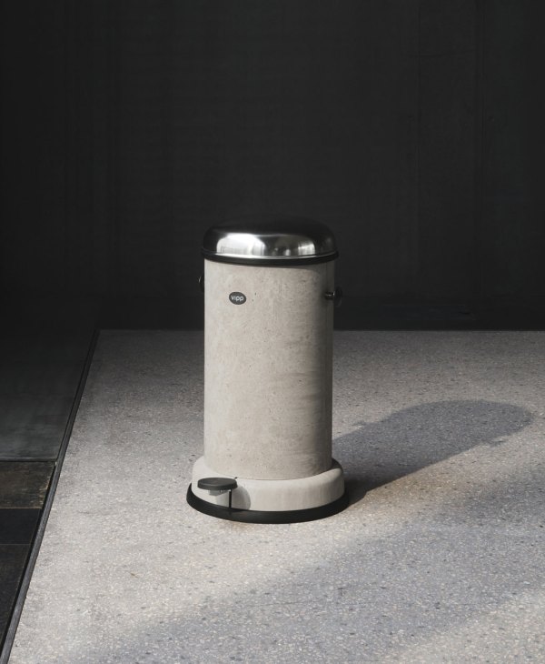 Close-up detail of sustainable materials used in Vipp Rubbish bin design