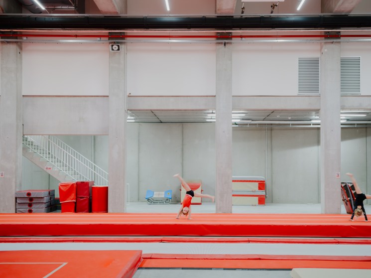 Limburg’s velodrome puts its users’ needs front and centre