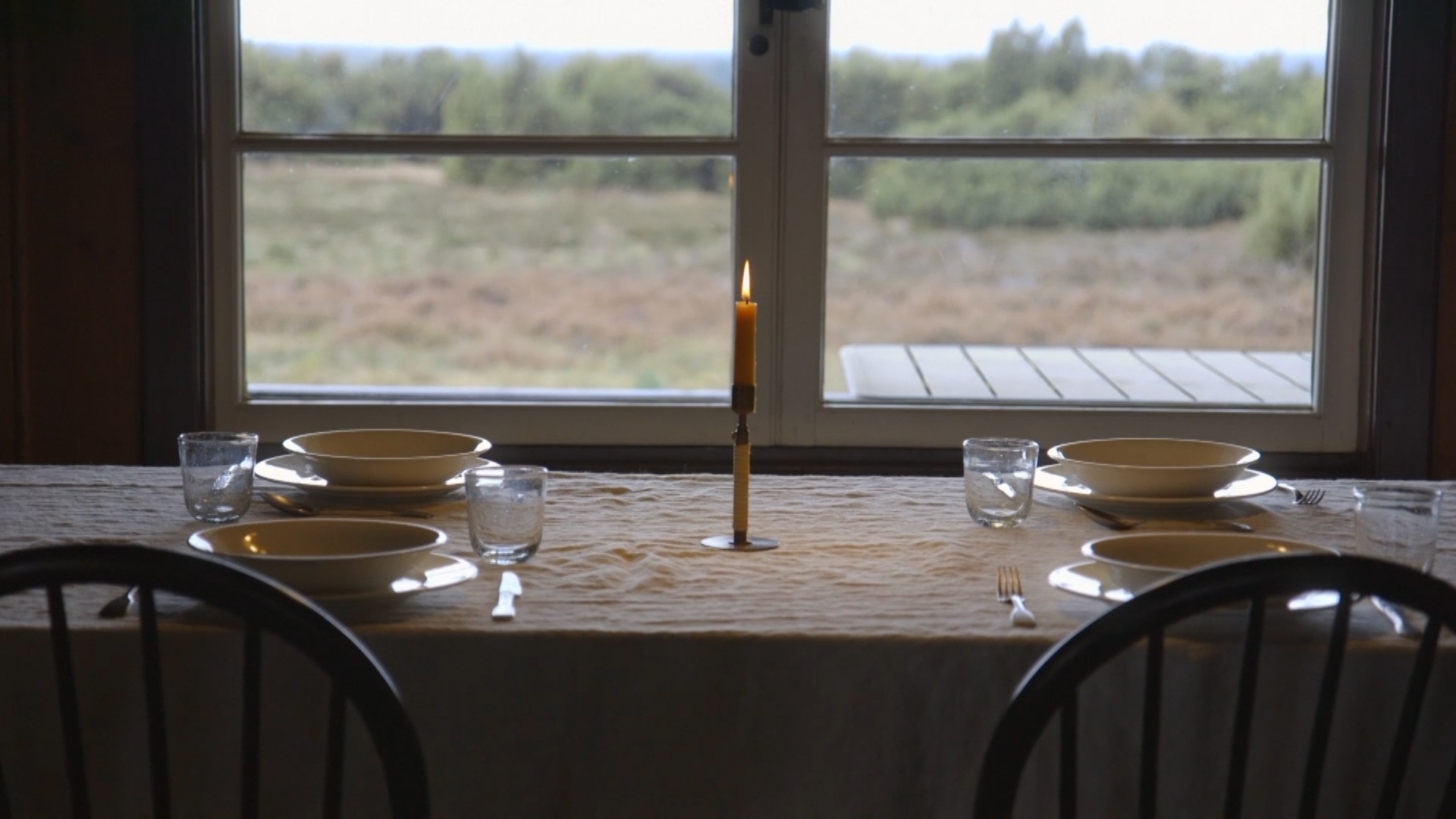 All around the table: hideaway in the Netherlands