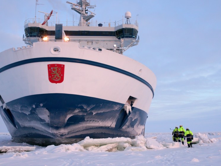 Icebreakers: rescue know-how