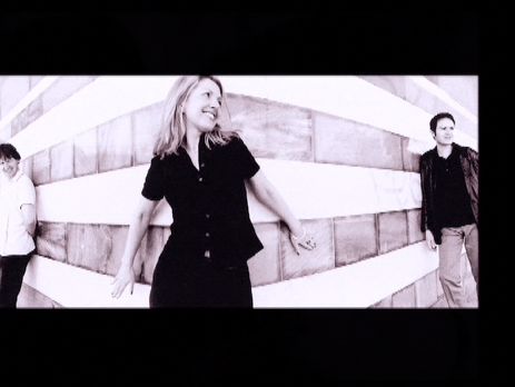 Saint Etienne music video