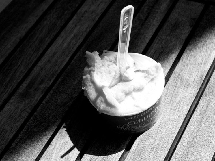 ice cream pot
