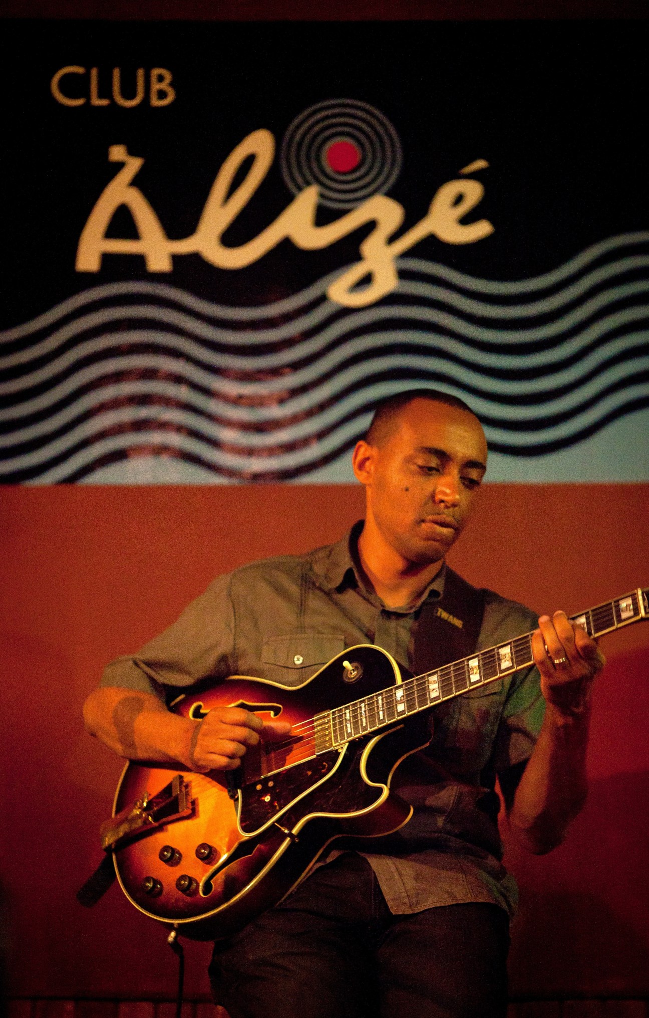 Girum Mezmur performs on electric guitar at Club Alizé in Addis Ababa.