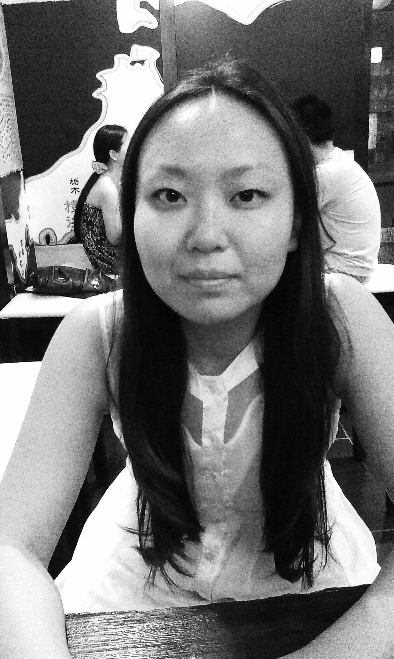 Black and white portrait of Alice Xin Liu, managing editor of Pathlight literary magazine.