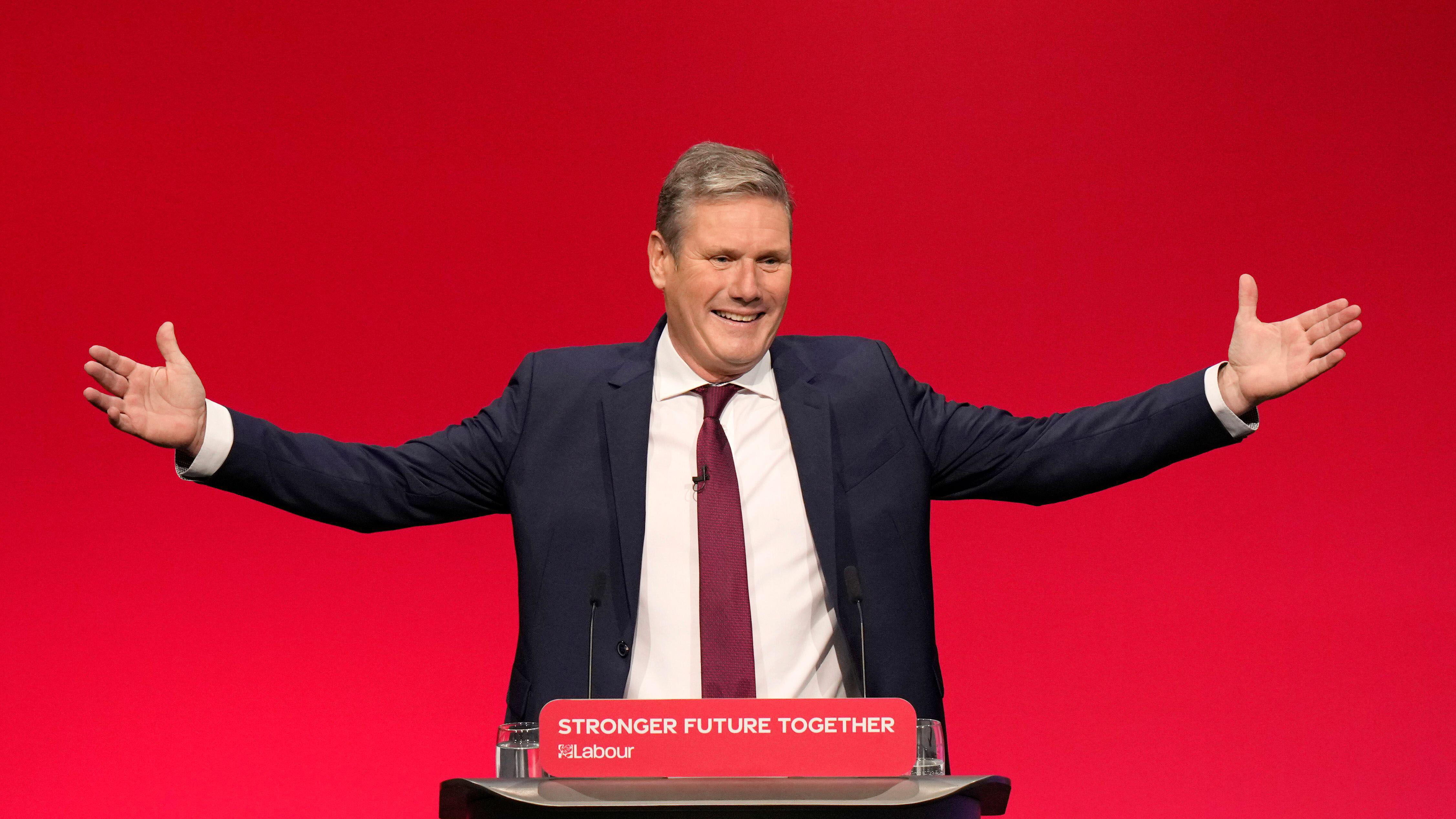 UK election: Labour ends 14 years of Conservative rule