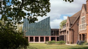 Hotels, restaurants and dining halls