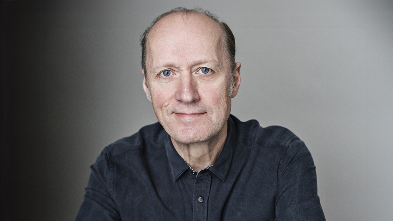 Adrian Edmondson - Monocle