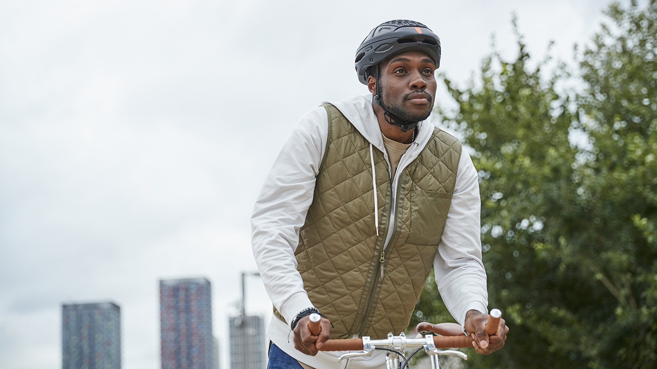 Eureka 413: reimagining the helmet for city cyclists